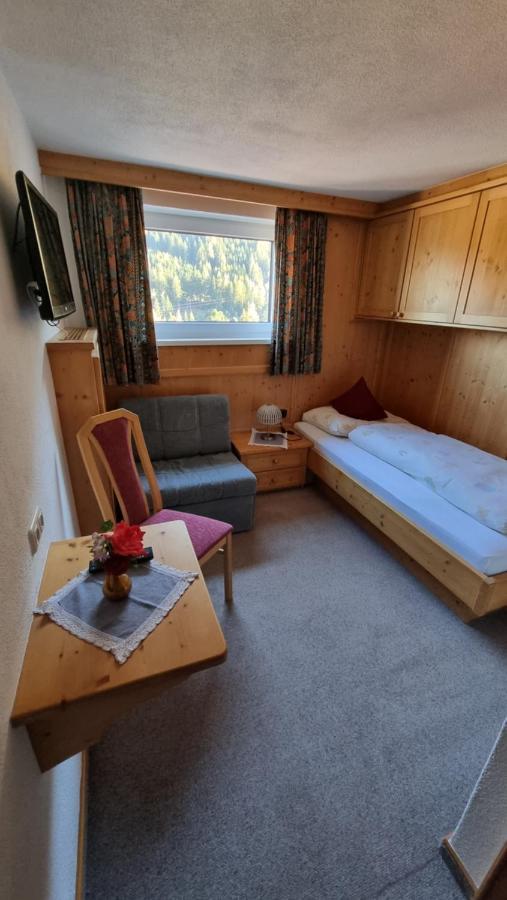 Hotel Garni Friedheim سانكت أنتون ام ارلبرغ المظهر الخارجي الصورة