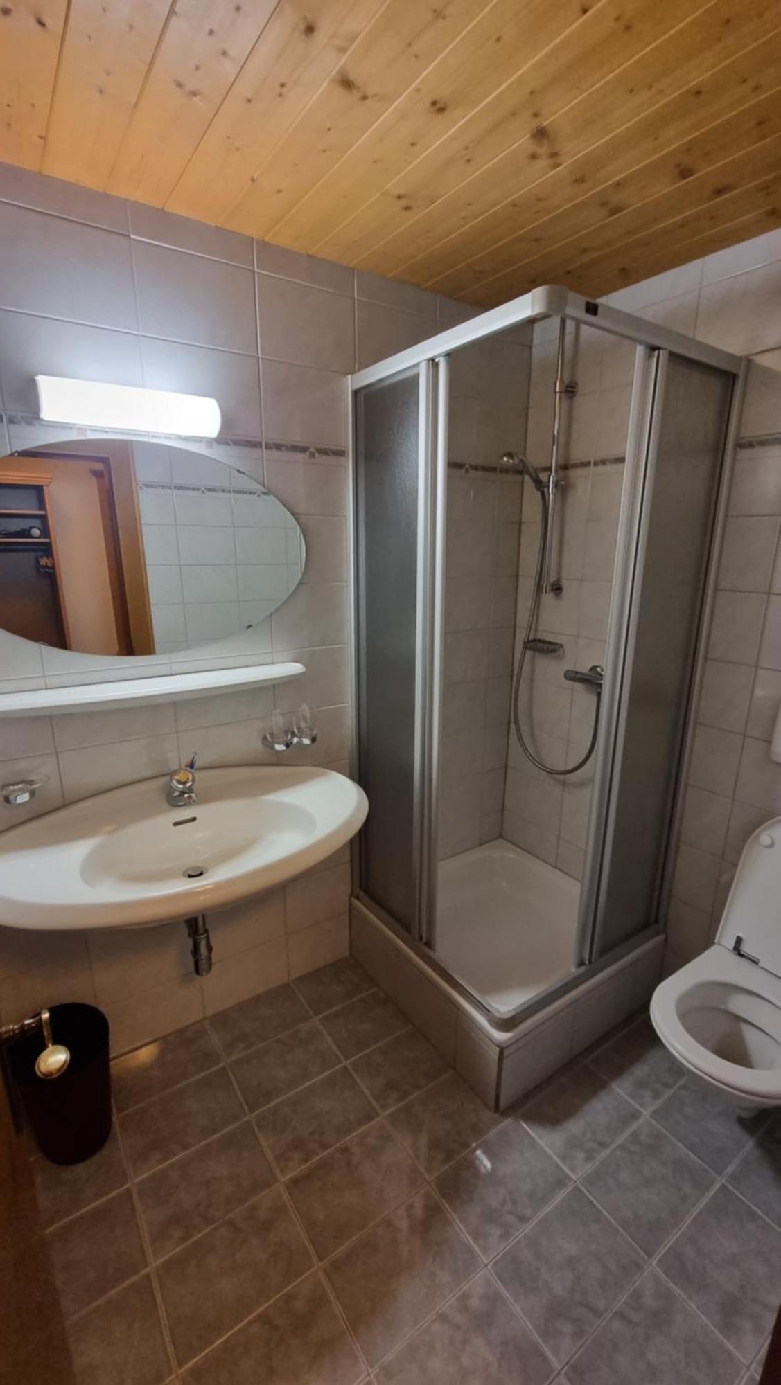 Hotel Garni Friedheim سانكت أنتون ام ارلبرغ الغرفة الصورة